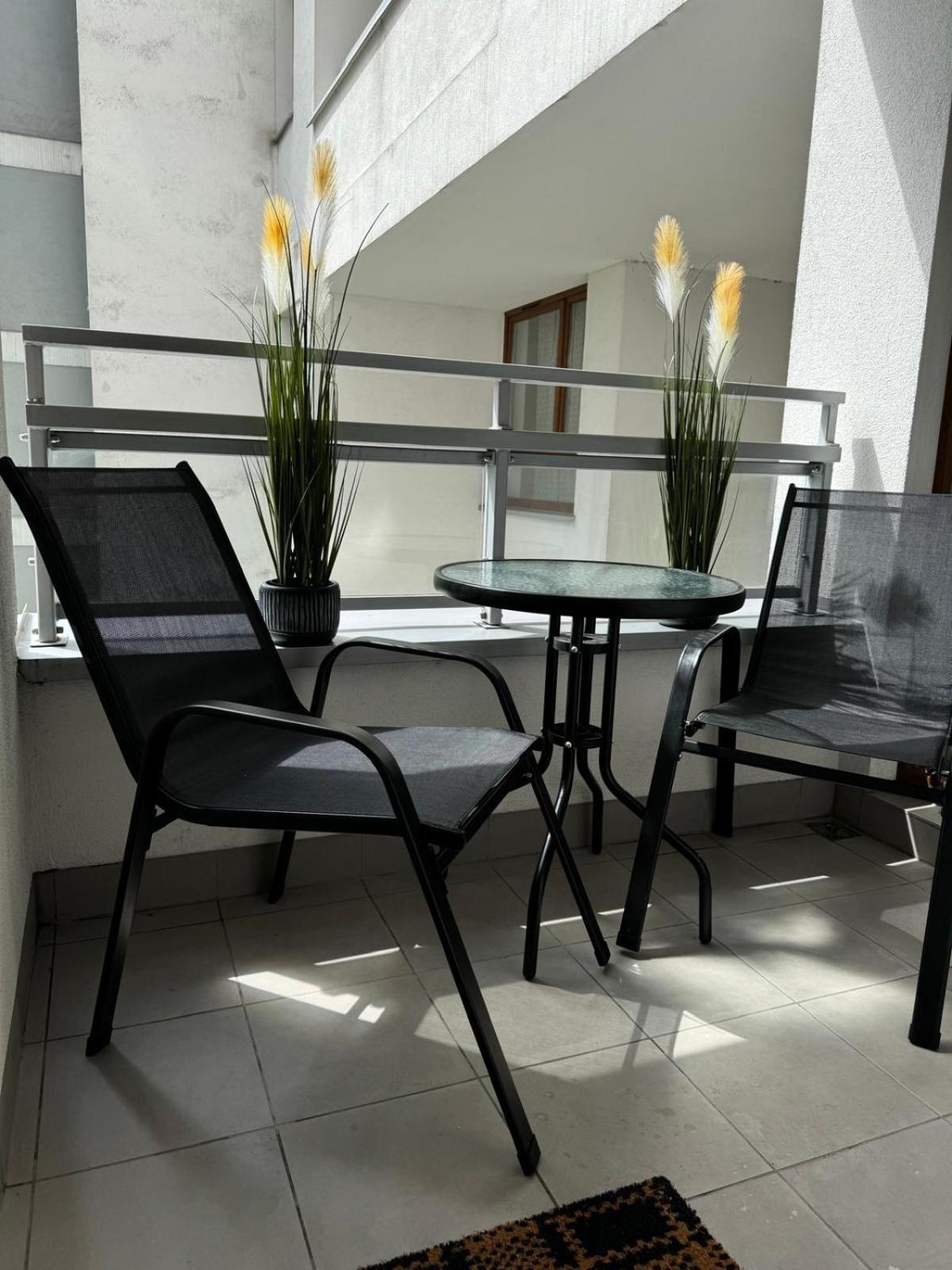 ורשה Apartment Metro Slodowiec Free Parking מראה חיצוני תמונה