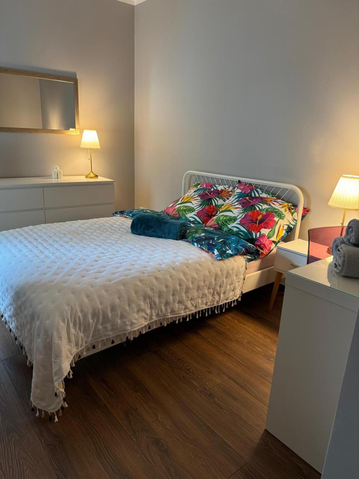 ורשה Apartment Metro Slodowiec Free Parking מראה חיצוני תמונה
